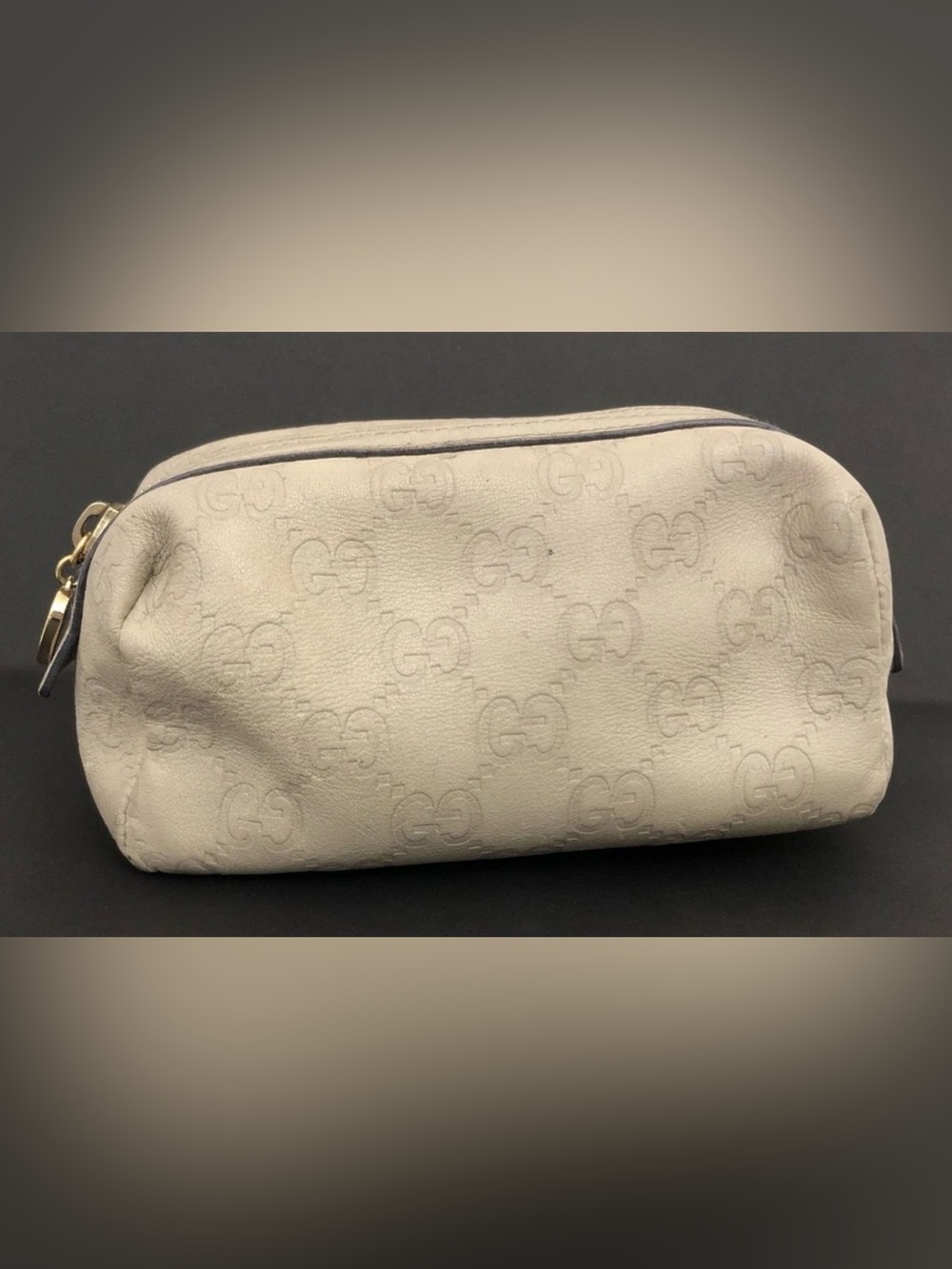 Gucci Guccissima Heart GG Logo Leather Cosmetic Pouch – Off‑White - Picture 2 of 7